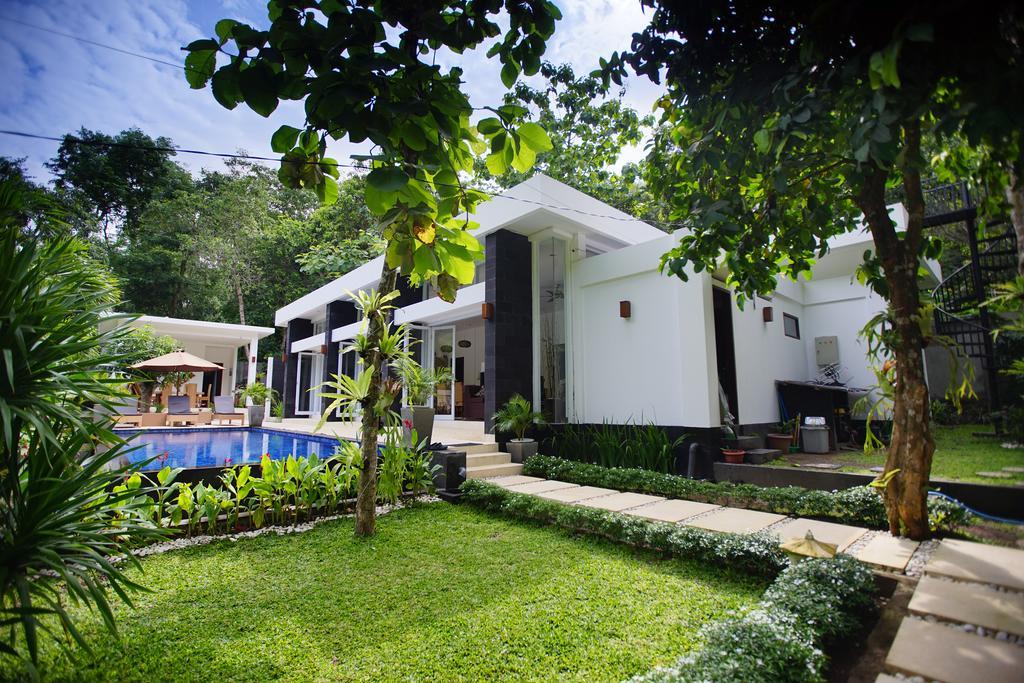 Narvik Villa Lombok Bagian luar foto